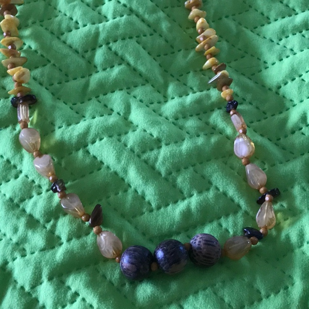 Beaded necklace